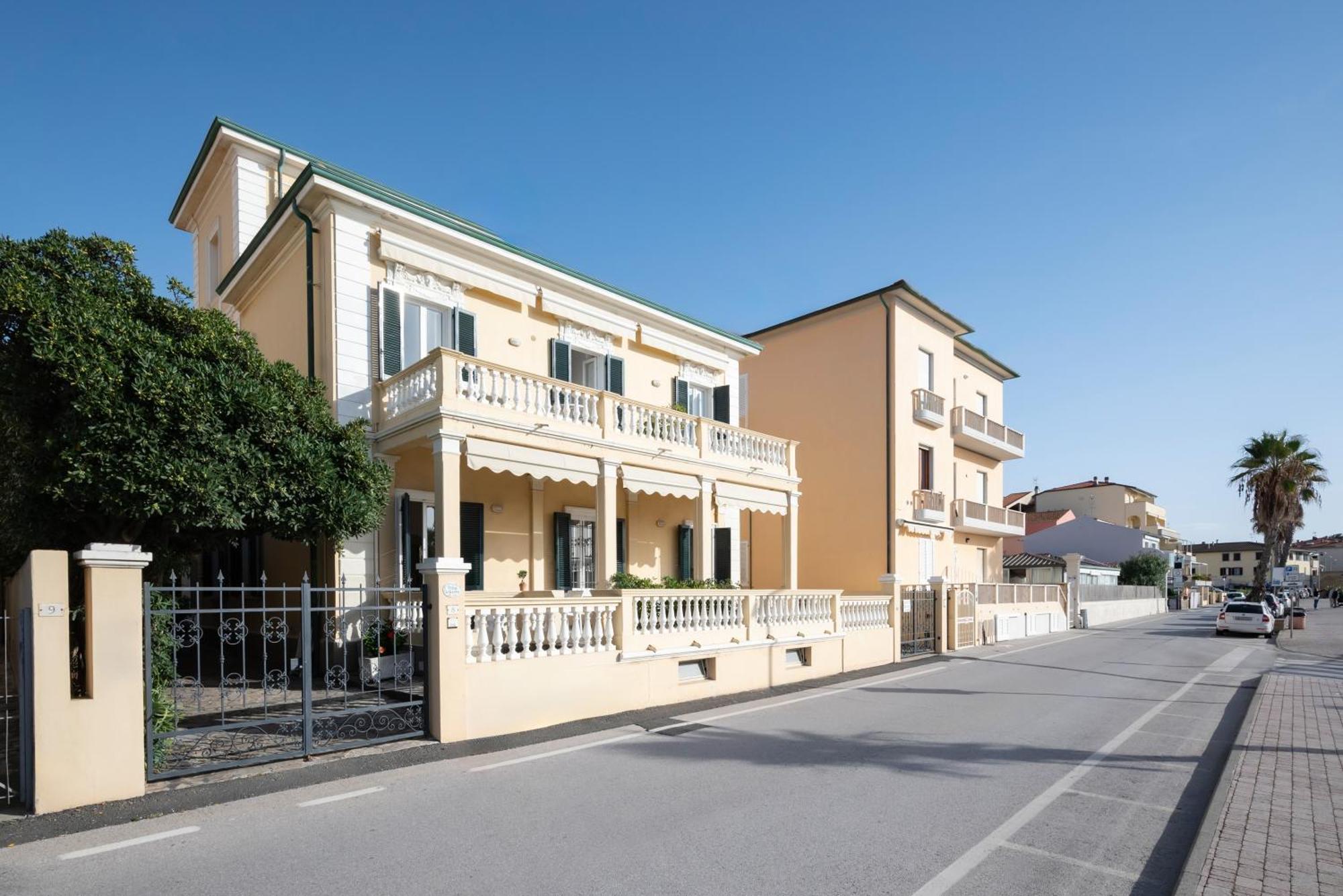 Villa Liberty San Vincenzo Exterior photo