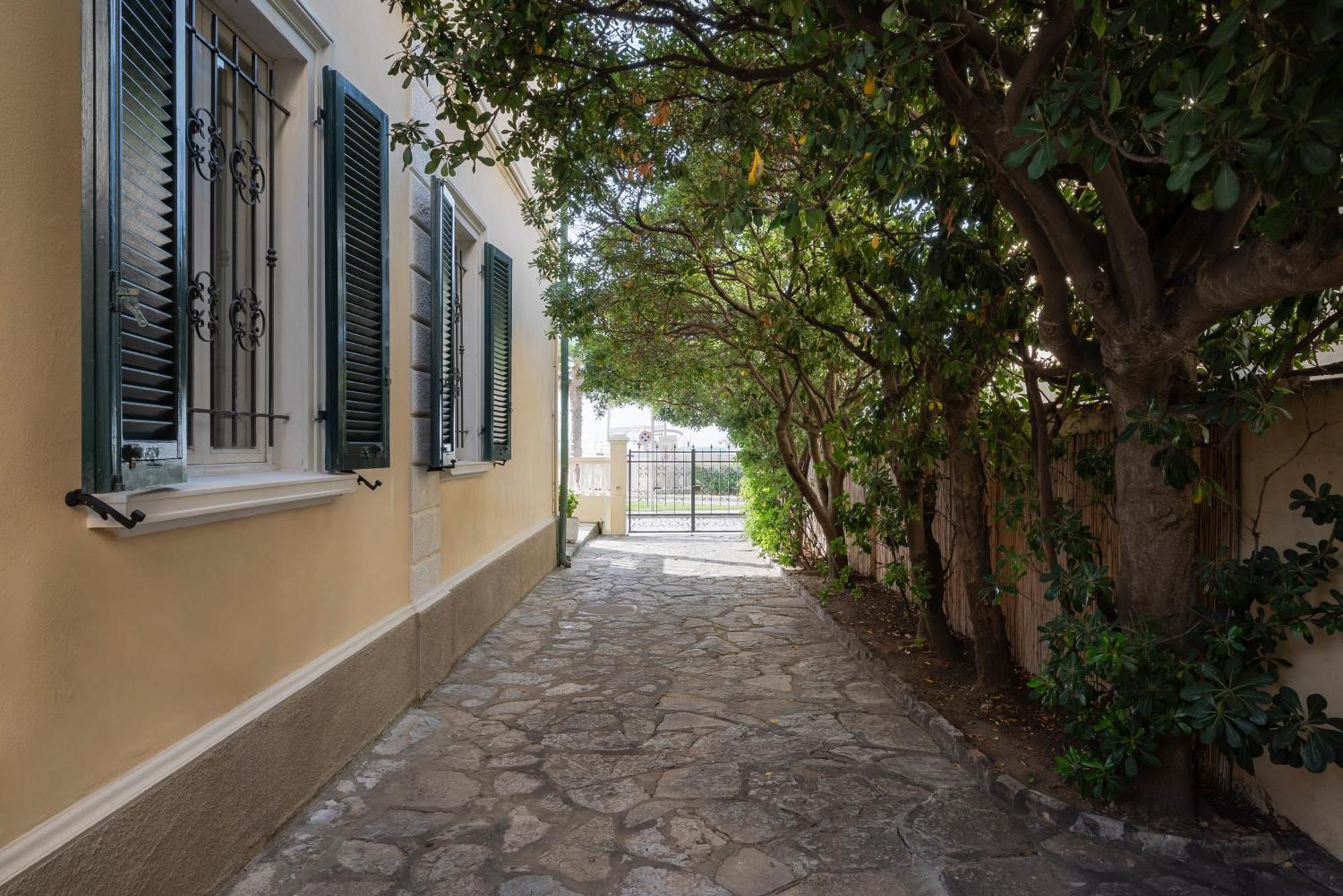 Villa Liberty San Vincenzo Exterior photo