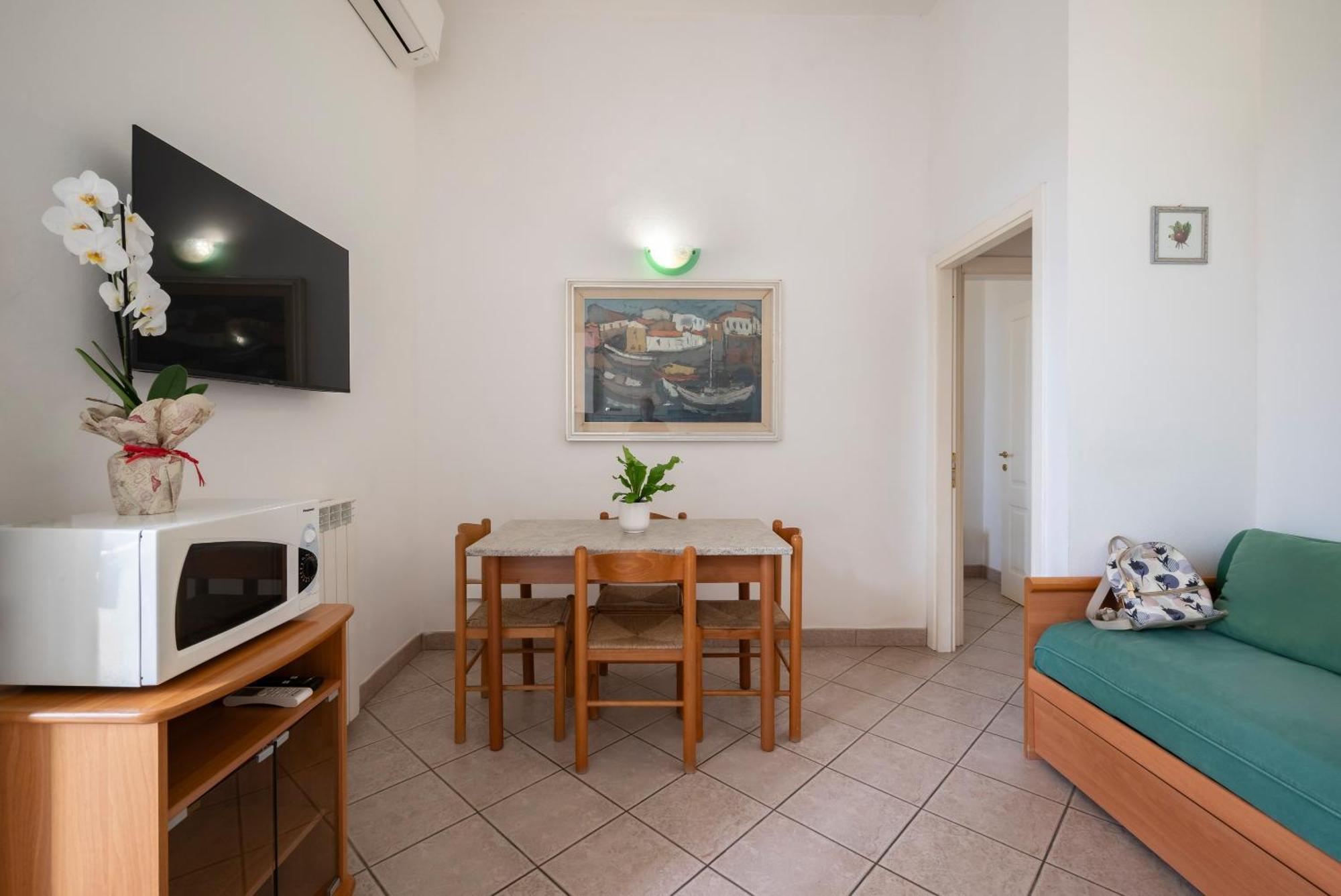 Villa Liberty San Vincenzo Exterior photo